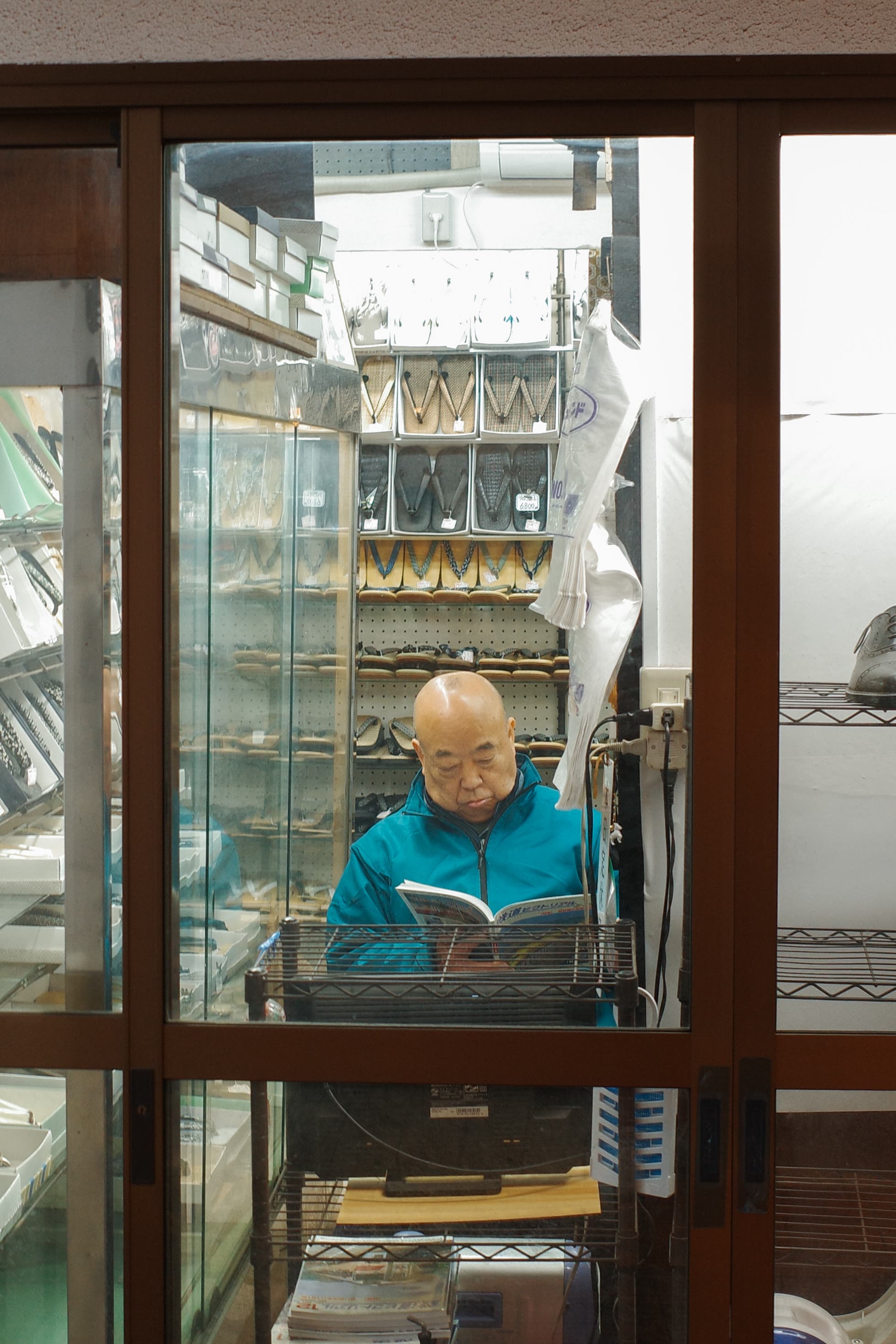 Street photograph 6 by Sandrine Ceuppens