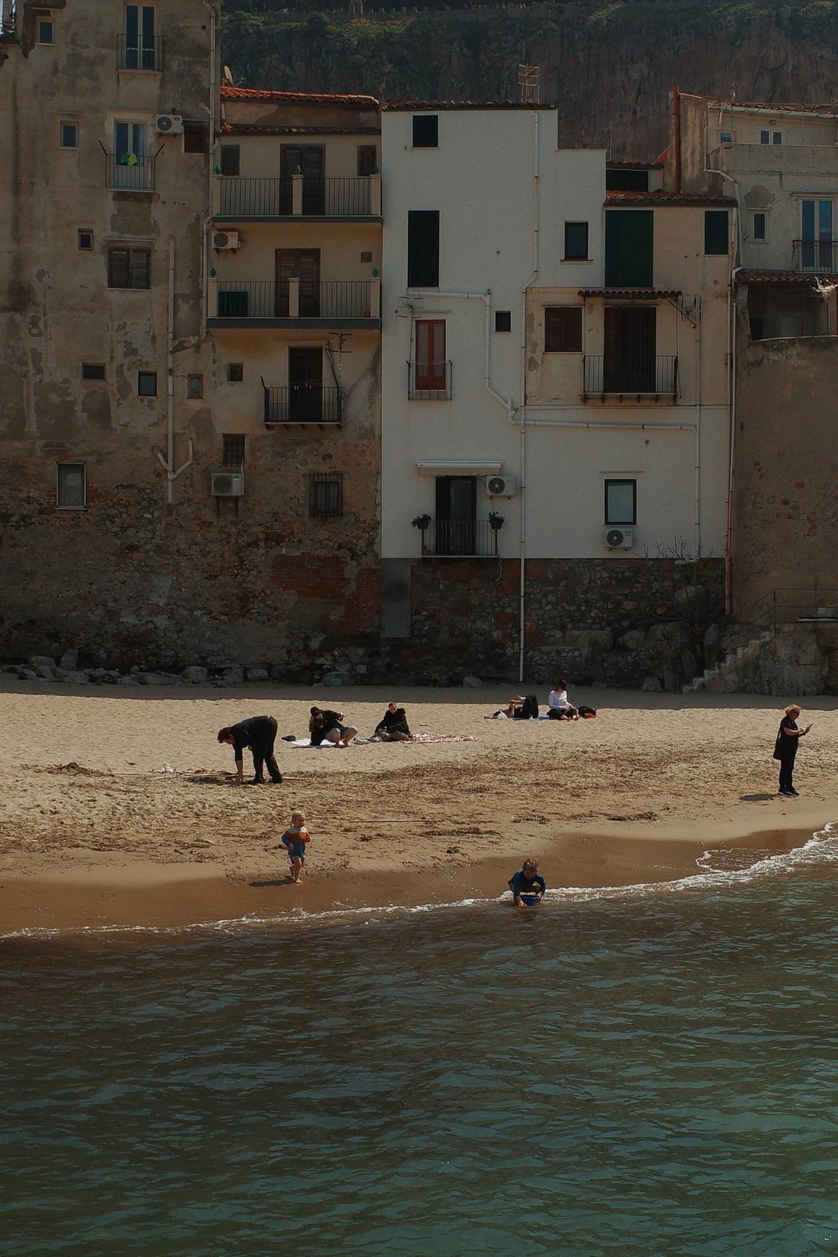 The beach and the old town