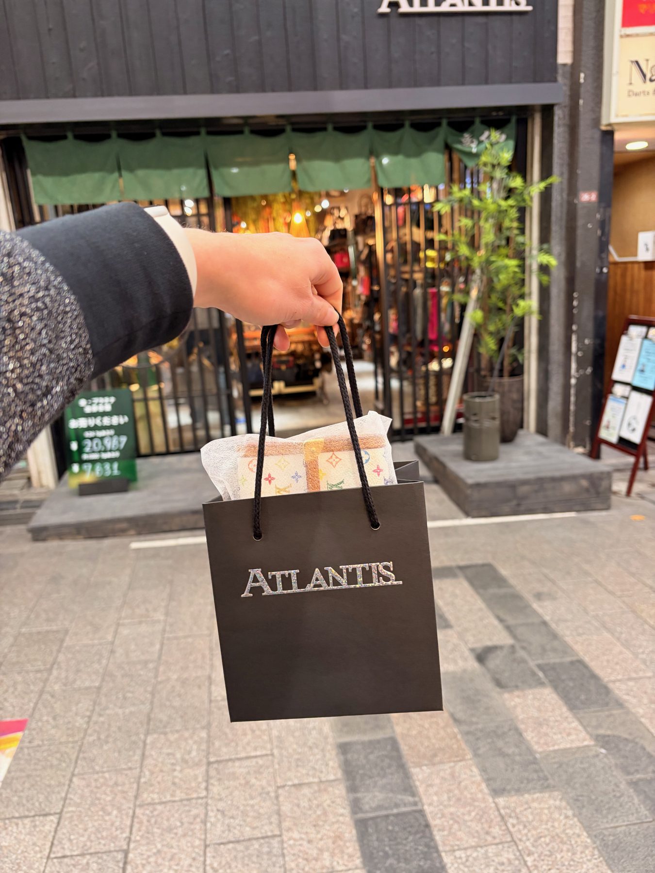 An Atlantis Vintage shopping bag in Koenji
