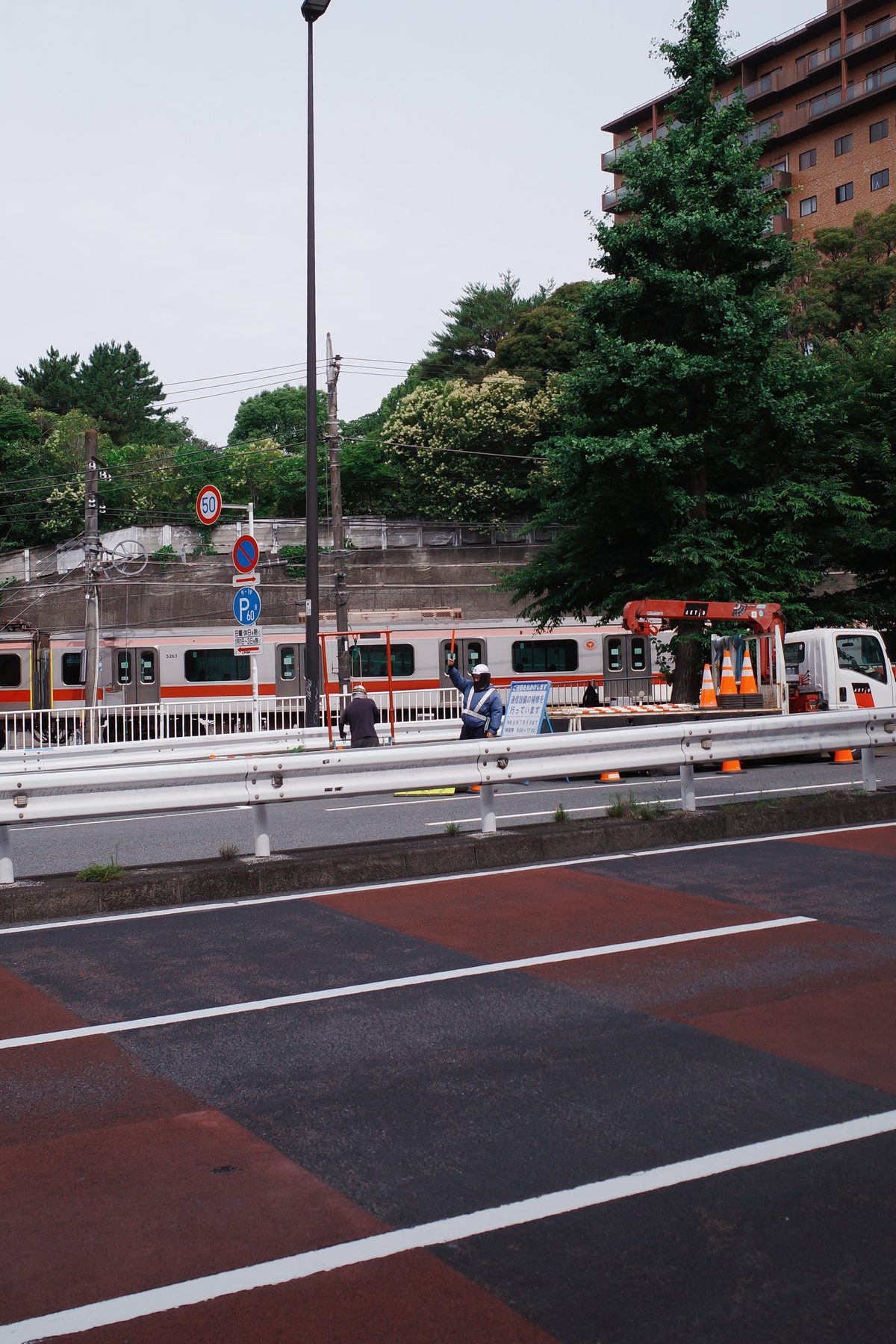 A Tokyu train passing